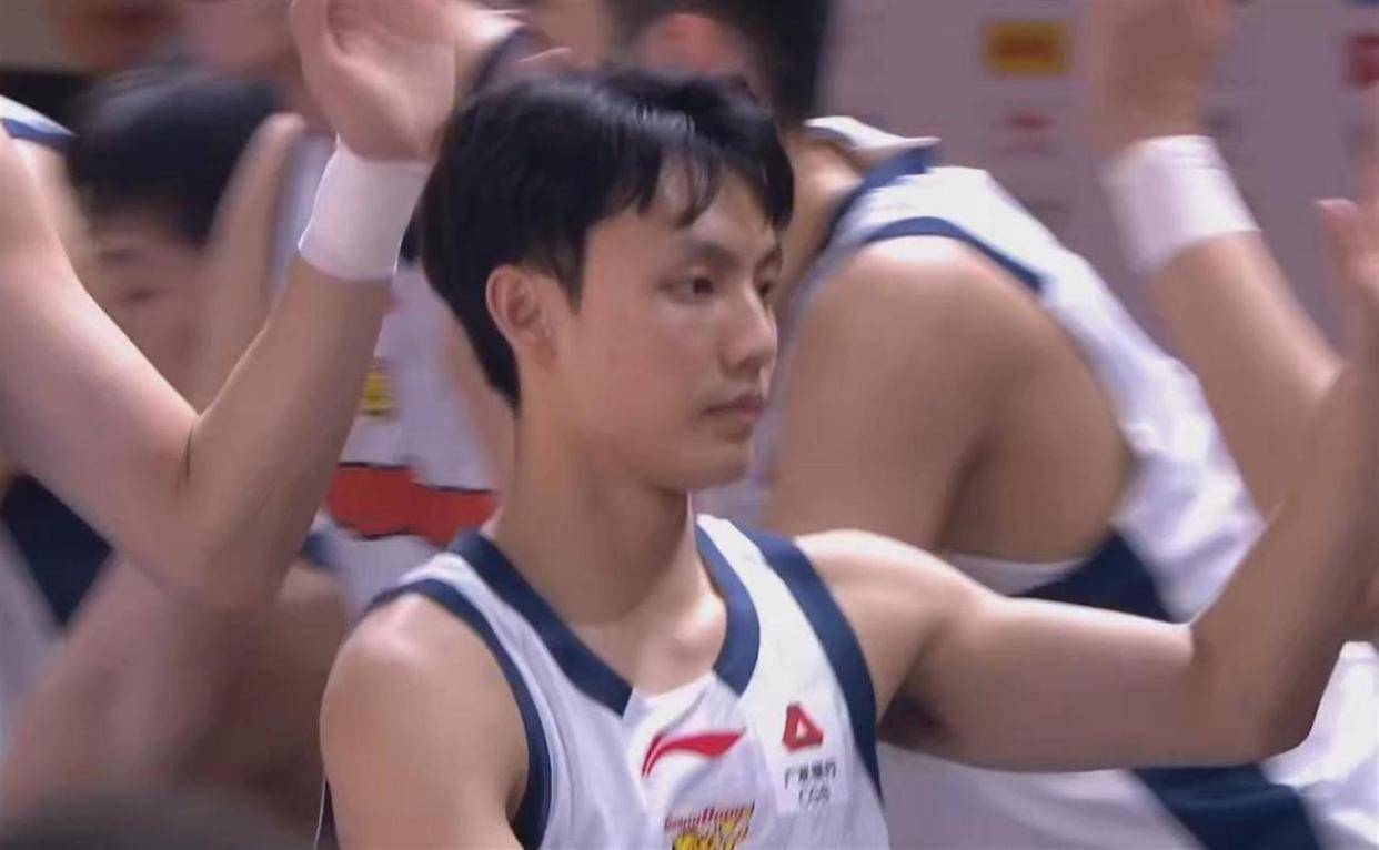 亚冠精英赛上海申花和浦项制铁比赛直播